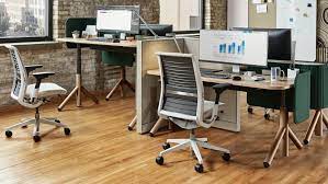 Turner advertising in chicago promotes the steelcase® trademark. 6tb9 6xf3s7kvm