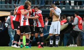 Estudiantes gimnasia, ensenada (buenos aires). Estudiantes Le Gano A Gimnasia Y Lo Dejo Sin Entrenador