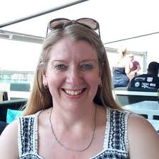 Louise Dowell (@iselou___)