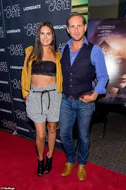 How old is josh now? Josh Lucas 49 In New Romance With Instagram Model Rachel Mortenson Aktuelle Boulevard Nachrichten Und Fotogalerien Zu Stars Sternchen