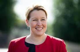 Kein sozialdemokrat kann begeistern wie franziska giffey. Franziska Giffey Privat Diese Diagnose Ruinierte Ihr Den Traumberuf News De