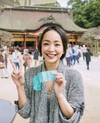 画像に含まれている可能性があるもの 1人 立ってる 屋外 安室 奈美恵 アメトーク 安室ちゃん