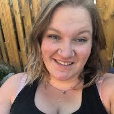 Carrie Paulsen's Instagram, Twitter & Facebook