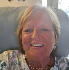 Are the roads still closed to Caspersen Beach ?