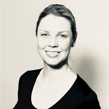 Angela Wright's Instagram, Twitter & Facebook