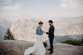 Fuji i like the style and the colors in portraits.sony is more pro and for all kinds of photography. Guest Blog Wedding Photographer Videographer Leo Trevino Of Rad Red Creative Scott Kelby S Photoshop Insider