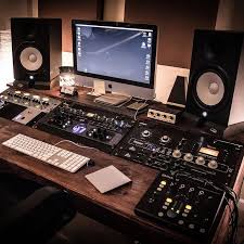 Home Studio Of Josh Colby Studio Recordingstudio Musician Studioporn Musicstudio Musicproduction Homes Music Studio Room Home Studio Setup Music Studio