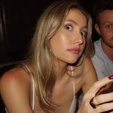 CHARLOTTE JANE (@charlotte.samuels) • Instagram photos and videos