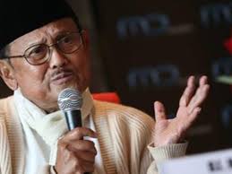 Kumpulan nama habibi dan artinya. 30 Kata Kata Romantis B J Habibie Tentang Cinta Sejati Yang Penuh Makna Dan Bikin Baper Diadona Id