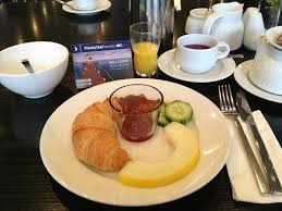 Das holiday inn hotel berlin city west ist das ideale berlin hotel für geschäftsreisende und. Fruhstuck Aufnahme Von Holiday Inn Berlin City West Tripadvisor