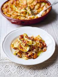 Jamie oliver will reveal his risotto recipe on jamie cooks italy tonight. Jamie Oliver Italian Rice Risotto Recipes From Jamie Cooks Italy