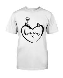 Love Wins T Shirt Uk Comic Relieflove Wins T Shirt Uk Comic Relief Quality 100 Soft Style Combed Cotton Color Sam In 2020 T Shirts Uk Cheap T Shirts Trending Shirts