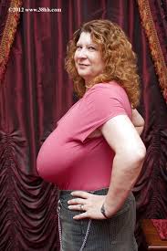 Beautiful Boom 38HH - 14 photos