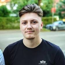 Felix Frank's Instagram, Twitter & Facebook