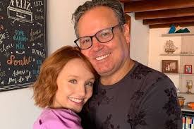 Gilberto Elias's Instagram, Twitter & Facebook