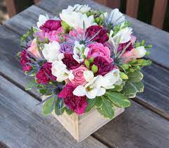 Floral Gift In A Box Roses Freesia Mini Carnations And Thistle Flower Arrangements Simple Fresh Flowers Arrangements Flower Boxes