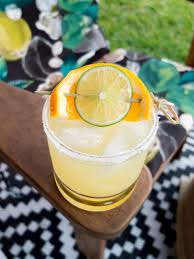 Pour in the bourbon and stock, and bring to a simmer, then reduce heat to low and cook for 10 minutes. Lite Margarita Elle Talk