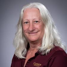 Cynthia Duda's Instagram, Twitter & Facebook