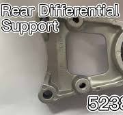 Rear Differential Bracket Mount 52380-42130 41651-42140 for Toyota RAV4  Rubber Left Differential Support
