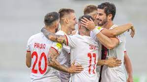 Jun 08, 2021 · na kanale klubowej telewizji widzew tv pojawiły się już kulisy piątkowego meczu pomiędzy koroną kielce a widzewem łódź. Croyi Xpsnduim