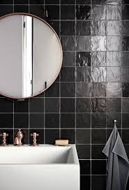 Kimberly duran august 16, 2017 2 comments with the myriad of decisions facing you when you decide to remodel or create a bathroom in your home, the one you expect to be most enjoyable is choosing the tiles. 7 Questions To Ask Before Picking Out Tiles Bathroom Top Tile Trends Tile Bathroom