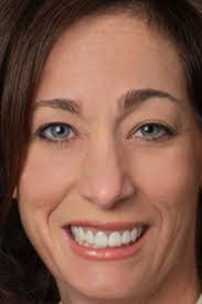 Lori Horvath's Instagram, Twitter & Facebook