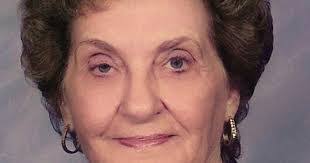 Ali Hicks's Instagram, Twitter & Facebook