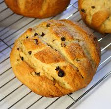 Antigua Raisin Bun Recipe Recipe Recipes Island Food Caribbean Recipes