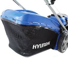 Correctly set, hyundai mowers can also handle longer, tougher grass. Https Manuals Tradetested Co Nz Hyundai Hyundai 20lawnmower 20hym430sp 20hym460sp 20hym510sp Pdf