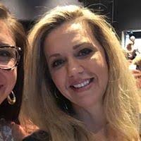 Leslie Reavis's Instagram, Twitter & Facebook