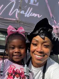 32 Beautiful Hats were made by Rhonda Meh. Arent they cute😉 Thank you for  making them and supporting our Angels.