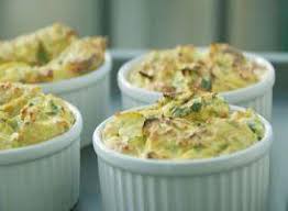Laver et couper les courgettes (ne pas les peler) en dés de 1 cm. Recette Minceur Souffle De Courgettes