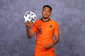 Heute … bilder zu malen, aufsätze zu schreiben und bücher zu lesen. Donyell Malen Sold By Arsenal For Less Than 1m Now Set To Star With Holland At Euro 2020 The Athletic
