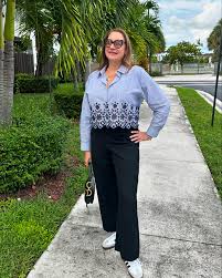 HAPPY FRIDAY!! A friendly reminder to be happy, be you, be authentic. Do  what you love and wear what makes you happy. 2024 has shown me that life is  fragile and short.