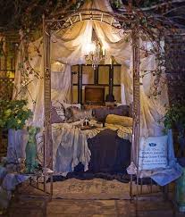 Few different styles that work well in your alice in wonderland bedroom, living room, kitchen or even bathroom. 40 Of The Best Whimsical Bedrooms To Inspire You The Sleep Judge