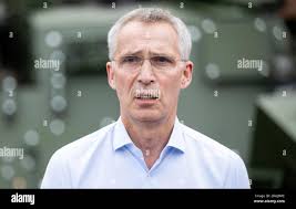 Defense force company -Fotos und -Bildmaterial in hoher Auflösung