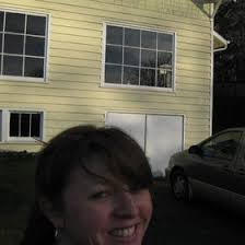 Amy Broomhall (amybroomhall)