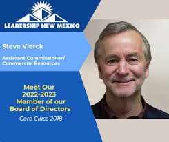 Monique Dodd's Instagram, Twitter & Facebook