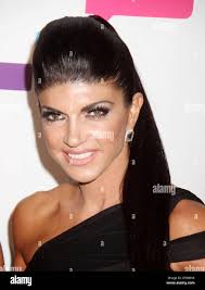 New York, USA. 3e avril 2013. 'The Real Housewives of New Jersey" réalité  star TERESA GIUDICE assiste à l'avance 2013 Bravo tenue à piliers 37  Studios. (Crédit : Crédit : Image/ZUMAPRESS.com/Alamy Kaszerman