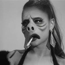 Stream Ariana Grande