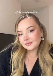 Happy New Year🌝 Hello 2025🎊👋🏼 Get Ready with me for #NYE #makeup  #beauty #grwm #hairstyle #hair #frisur #schminke #girlssupportgirls