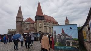 Maybe you would like to learn more about one of these? La Castelul Corvinilor De La Hunedoara S A Deschis Targul European Al Castelelor 2021