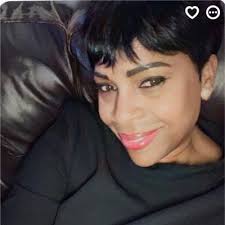 Ariel (on my right) is the new branch manager, he & Tameca (on my left)  just joined Santander Bank, N.A.