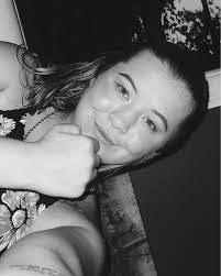 Leanna Rucker's Instagram, Twitter & Facebook