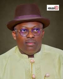 STATE HOUSE instead of attacking the FREEMASONS their attacking LAZ who are  standing with the wishes of the ZAMBIAN PEOPLE. You're Wicked... State  House is where Mutti is coming from.