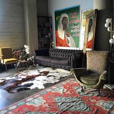 The Model Actress And Feminist Activist Regularly Features Her Eclectic L A Emily Ratajkowski Art Emily Ratajkowski Apartment Emily Ratajkowski