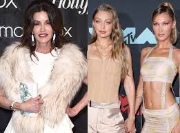 Gigi hadid was born in los angeles, california to parents, yolanda hadid and mohamed hadid, on 23rd april, 1995. Janice Dickinson Says Bella And Gigi Hadid Are Not Supermodels E Online Deutschland