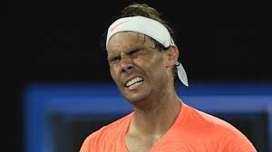 Nadal beat tsitsipas in the group stage of this tournament last year, though it was the greek who however, out of nowhere, tsitsipas broke to level the match with a nadal double fault sending the. Australian Open Rafael Nadal Unterliegt Stefanos Tsitsipas Sport Sz De