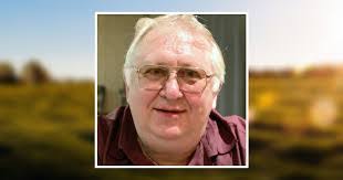 Peter Pero's Instagram, Twitter & Facebook