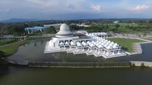 The university conducts extensive research activities in collaboration with petronas and other institutions and industries, locally and abroad, on six research focus and niche. Al Fozan